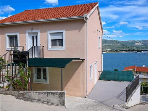 Sommerhus - 13 personer -  - Ulica kneza Trpimira 32, Mastrinka - 21220 - Trogir