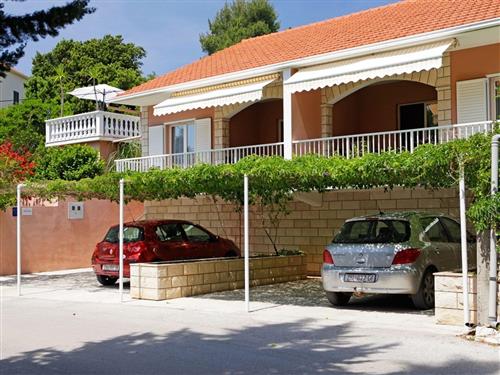 Holiday home - 8 persons -  - Ulica 1 b.b. - 20270 - Vela Luka