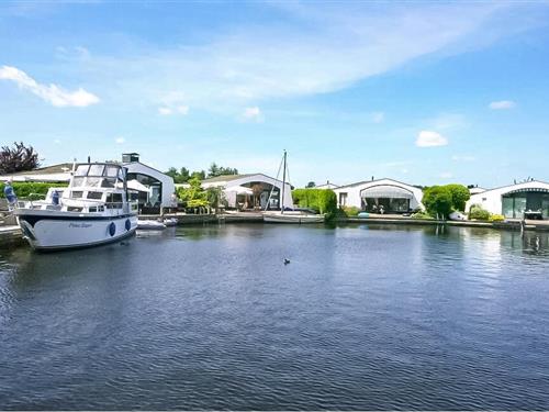 Holiday home - 4 persons -  - Brekkenweg 10 AR - 8531 PM - Lemmer