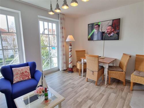 Ferienhaus - 3 Personen -  - Strandstraße - 18225 - Kühlungsborn