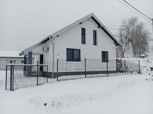 Holiday home - 6 persons -  - Lisicine - 33522 - Lisicine