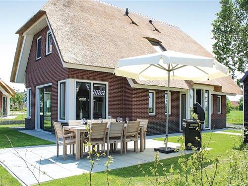 Feriehus - 8 personer -  - 8523NK - Idskenhuizen