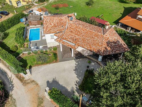 Holiday home - 8 persons -  - Labin - 52220