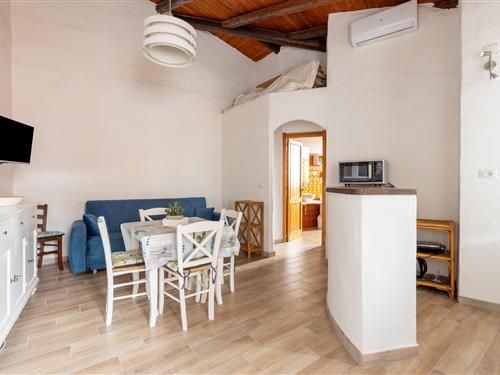 Sommerhus - 9 personer -  - 07039 - La Ciaccia Ss