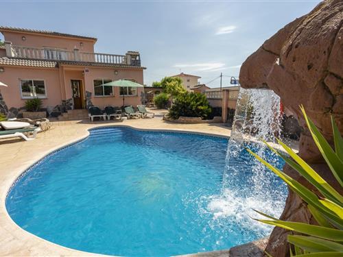 Holiday Home/Apartment - 11 persons -  - 43880 - El Vendrell