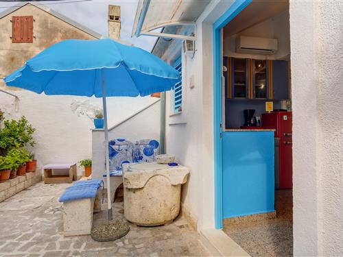 Holiday Home/Apartment - 3 persons -  - Veli Lošinj - 51551 - Veli Lošinj