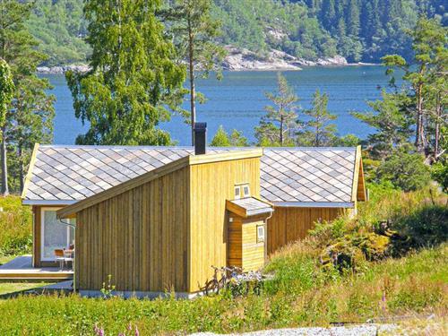 Fritidshus - 10 personer -  - Sandangervågen - Randøy - 4130 - Hjelmeland