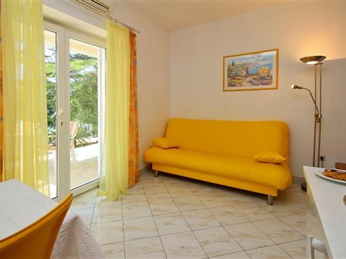 Holiday Home/Apartment - 4 persons -  - Pecine - 51515 - Šilo