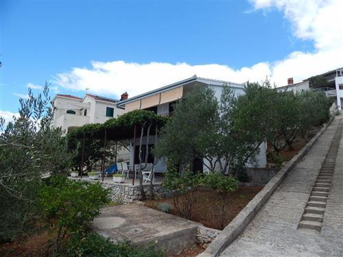 Ferielejlighed - 5 personer -  - Kralja Zvonimira - 21223 - Okrug Gornji