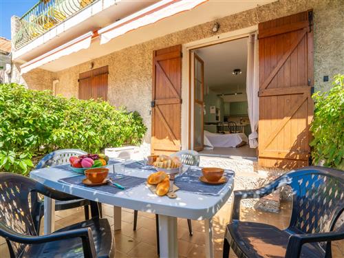 Holiday apartment - 4 persons -  - Saint Cyr Sur Mer Les Lecques - 83270