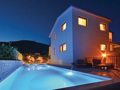 Feriehus - 10 personer -  - Put Zabic - Trogir-Kastel Novi - 21216 - Kastel Novi