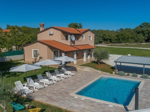 Villa - 8 persons -  - 52444 - Tinjan