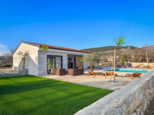 Vakantiehuis - 8 personen -  - 21264 - Imotski