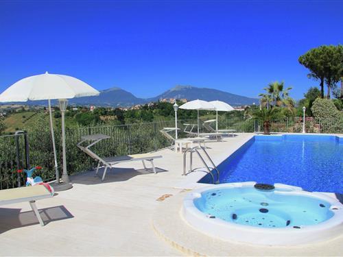 Ferienhaus - 12 Personen -  - 64027 - Sant'omero