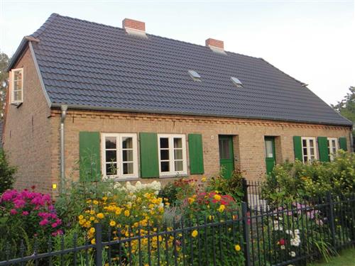 Ferienwohnung - 3 Personen -  - Dorfstraße 62 - - 17390 - Schmatzin