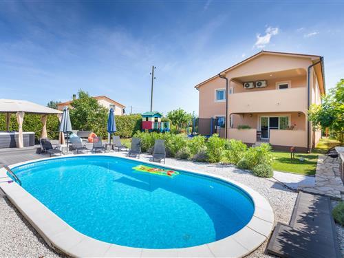 Sommerhus - 10 personer -  - Radeki Glavica - Pula-Marcana - 52206 - Marcana