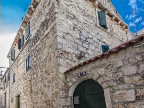 Holiday home - 6 persons -  - 22202 - Primošten