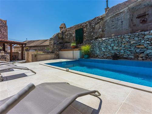 Holiday home - 14 persons -  - Novi Vinodolski/Bribir - 51253