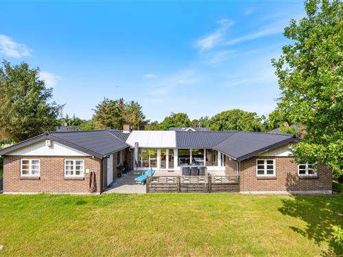 Sommerhus - 6 personer -  - Hjelmevej - Søndervig - 6950 - Ringkøbing