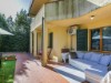 Image 36 - Outside