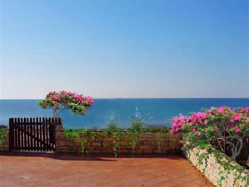 Holiday Home/Apartment - 3 persons -  - 52470 - Umag