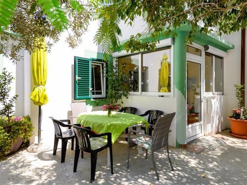 Holiday Home/Apartment - 4 persons -  - Vir - 23234 - Vir