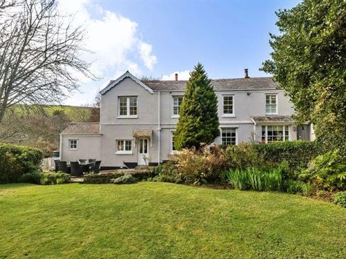 Holiday home - 6 persons -  - PL10 1nb - Kingsand