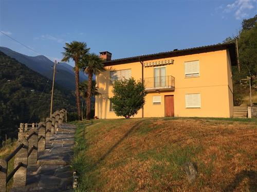 Holiday Home/Apartment - 4 persons -  - nucleo di intragna - 6655 - Intragna