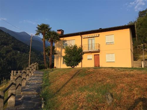 Holiday Home/Apartment - 4 persons -  - nucleo di intragna - 6655 - Intragna