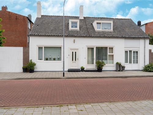 Holiday Home/Apartment - 7 persons -  - 4383VH - Vlissingen