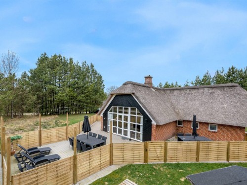 Sommerhus - 10 personer -  - Skovvang - Houstrup - 6830 - Nr. Nebel