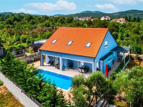 Feriehus - 12 personer -  - Vrulje - Sibenik-Bilice - 22000 - Bilice