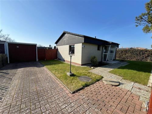 Feriehus - 3 personer -  - Zum Wasserkoog - 25761 - Warwerort