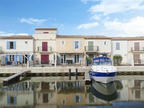 Semesterhus/Semesterlägenhet - 6 personer -  - Avenue de la Mont Joye - Quai St Louis Marina 6 - 30220 - Aigues-Mortes