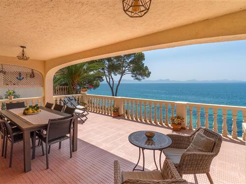 Holiday home - 12 persons -  - Cami de Alcanada - Alcanada - 07400 - Alcudia