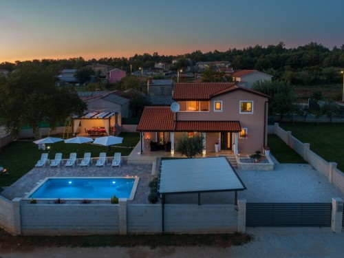 Sommerhus - 8 personer -  - Grintovica - 52444 - Tinjan