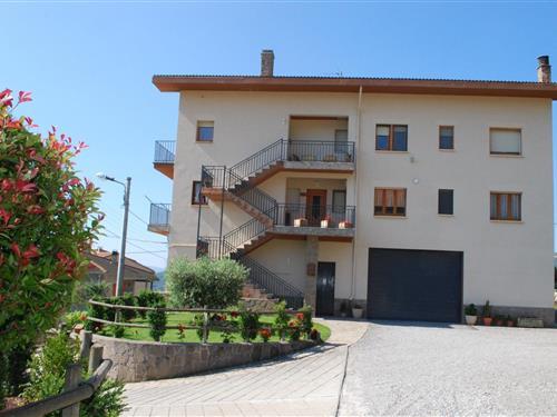 Holiday Home/Apartment - 4 persons -  - Barri del Roser S/N - 25790 - Peramola