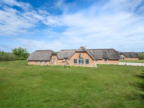 Sommerhus - 18 personer -  - Øvej - Vedersø Klit - 6990 - Ulfborg