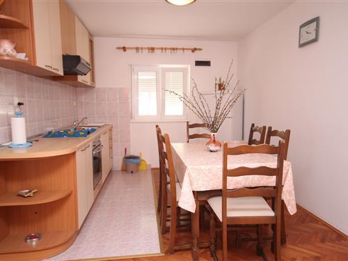 Holiday Home/Apartment - 6 persons -  - Nin - 23232 - Nin