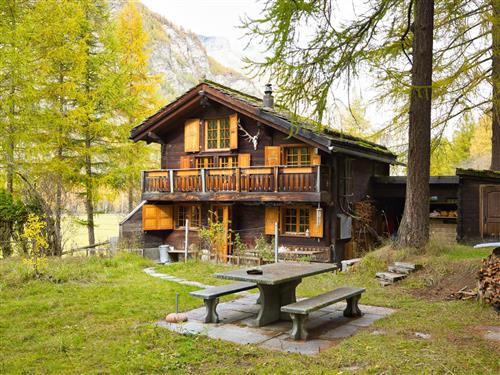 Holiday home - 3 persons -  - Täsch - 3929