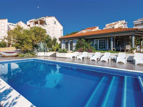 Holiday home - 6 persons -  - Samorasnji put - Pag-Novalja - 53291 - Novalja