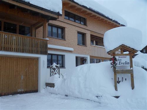 Holiday Home/Apartment - 2 persons -  - Schrecken - 6883 - Au