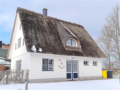 Feriesenter - 11 personer -  - XL Ferienhaus für 10 Personen, 5 Schlafräume, Hunde willkomm - 18230 - Rerik