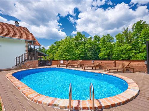 Sommerhus - 4 personer -  - Sladarka ulica - Zagreb-Hrebinec - 10370 - Hrebinec