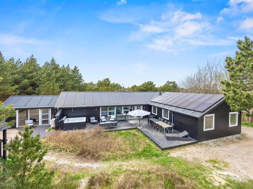 Sommerhus - 12 personer -  - Spurvevej - Bolilmark - 6792 - Rømø