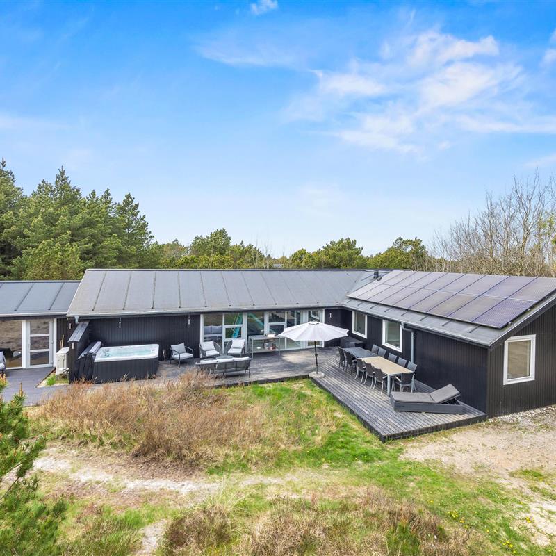 Sommerhus - 12 personer -  - Spurvevej - Bolilmark - 6792 - Rømø