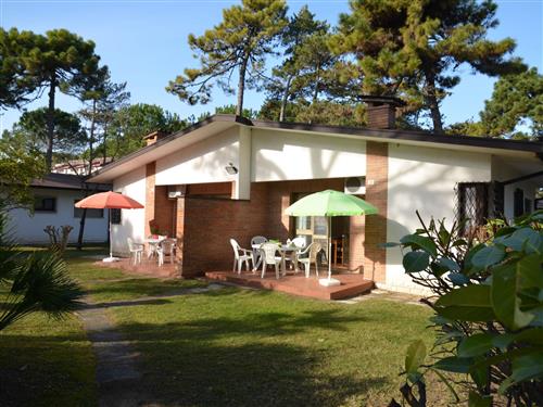 Sommerhus - 6 personer -  - Lignano Pineta - 33054