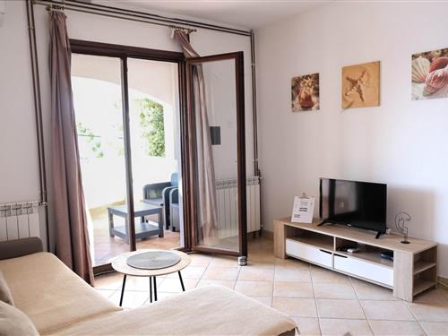 Holiday Home/Apartment - 4 persons -  - Prigradica - 20271 - Prigradica