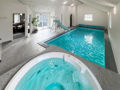 Sommerhus - 22 personer -  - Ved Heksebjerg - 6857 - Blåvand