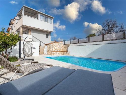 Holiday home - 8 persons -  - Bili Brig - Sibenik - Brodarica - 22010 - Brodarica